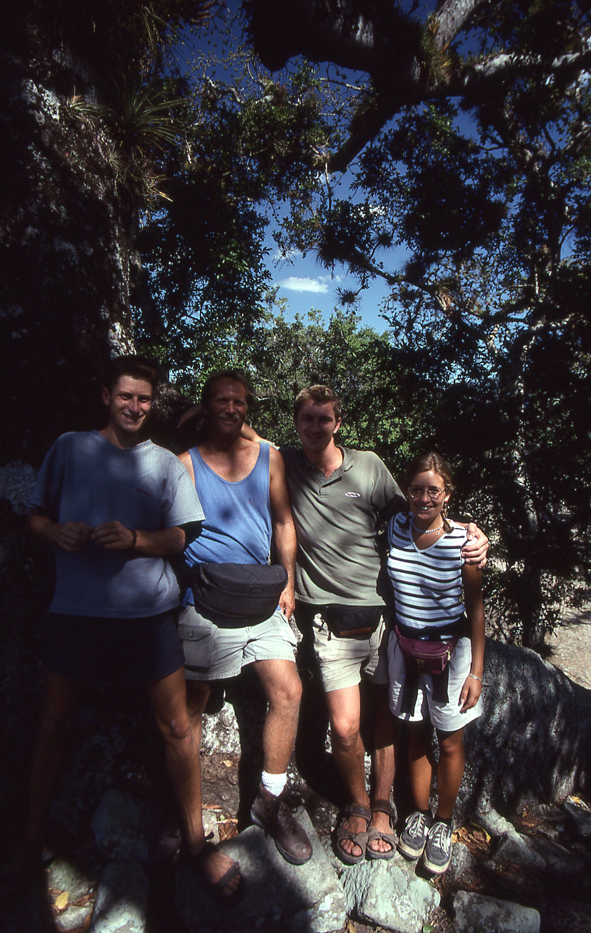 img332.jpg