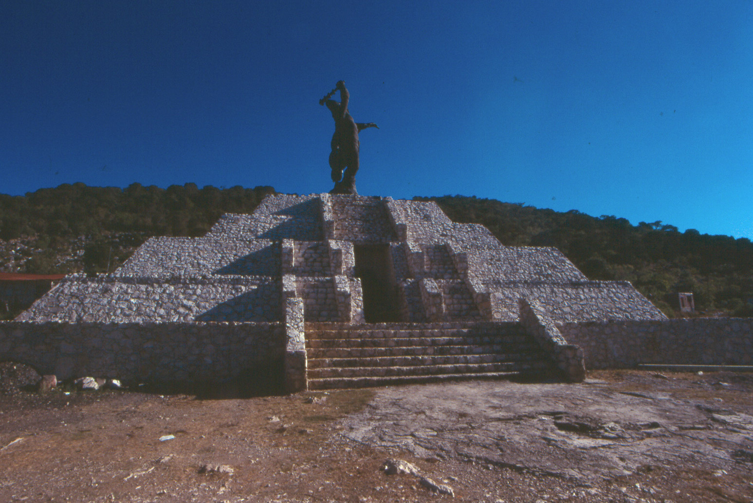 Statue of Ixcateopan