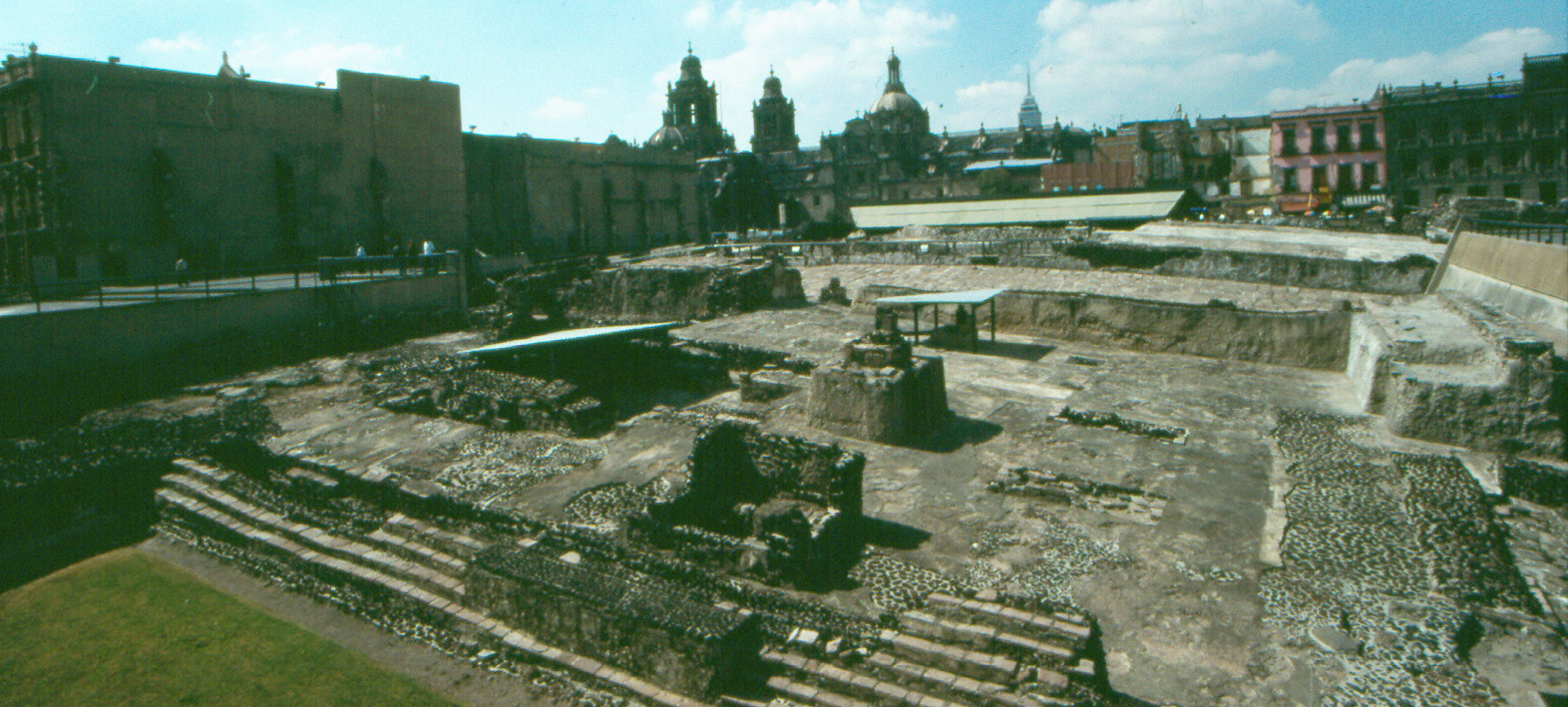 Mexico City Ruins behind the Zócalo