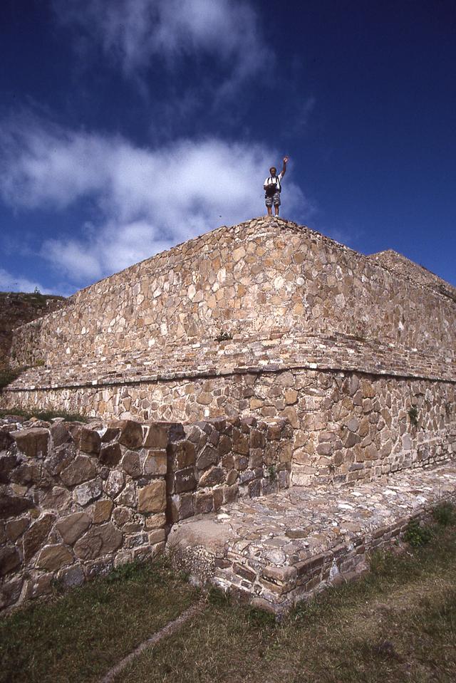 img092.jpg